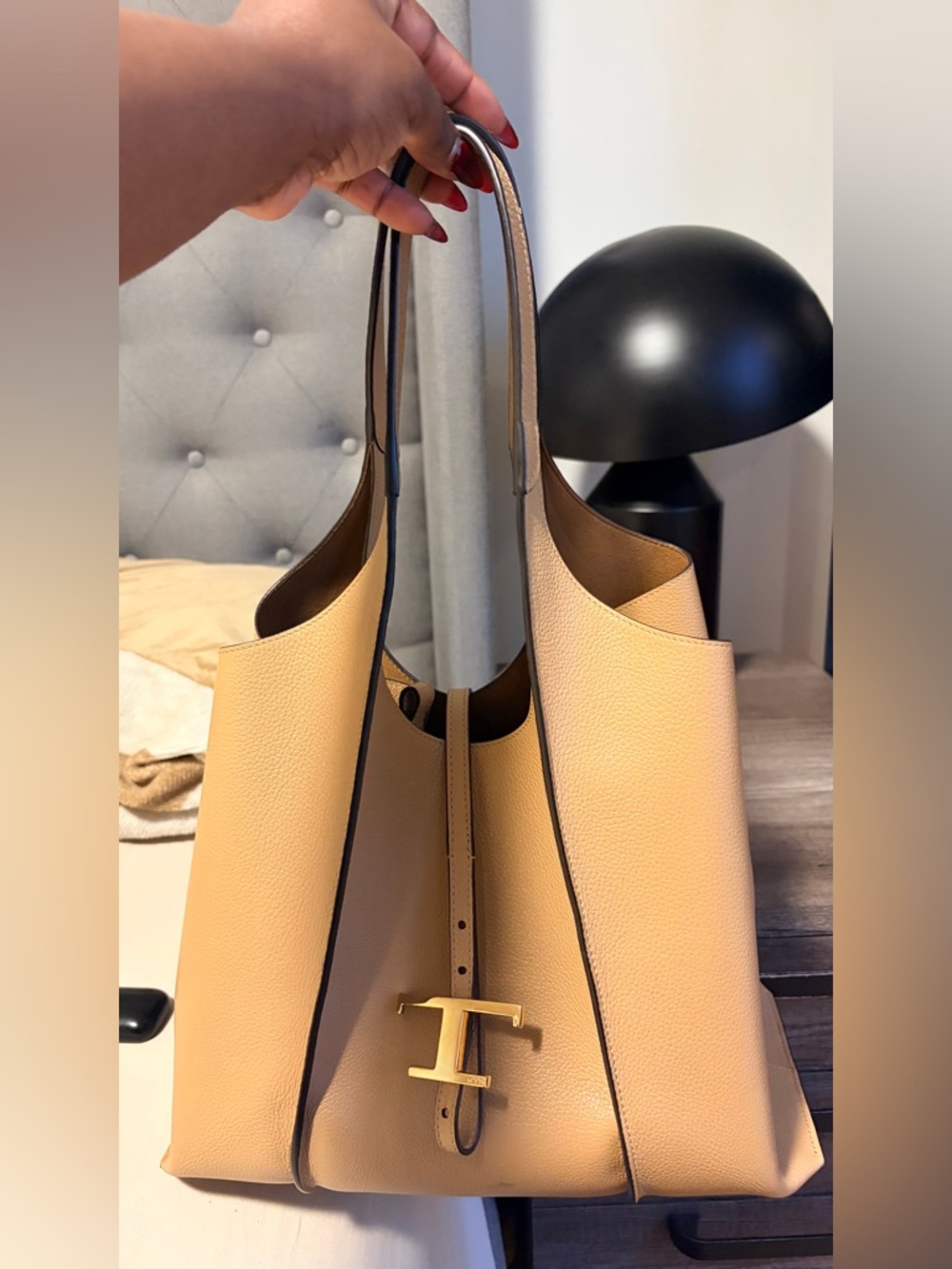 Tod’s Medium T Timeless Leather Shopping Bag